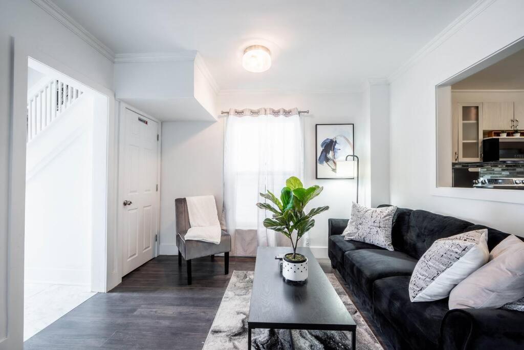 Luxury Stylish Home, Walk To Falls, Fire Pit&More Niagara Falls Luaran gambar